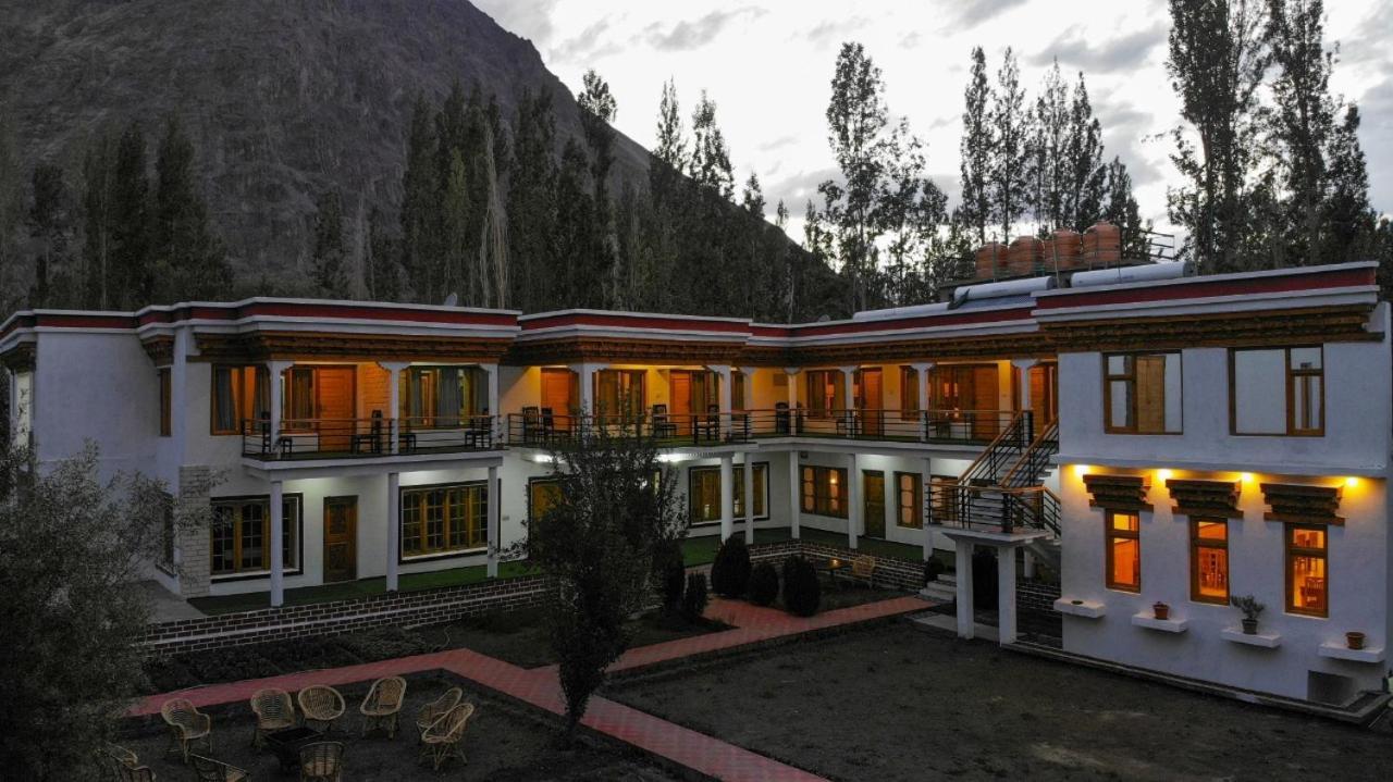 Hotel Nubra Residency Charāsa Eksteriør billede